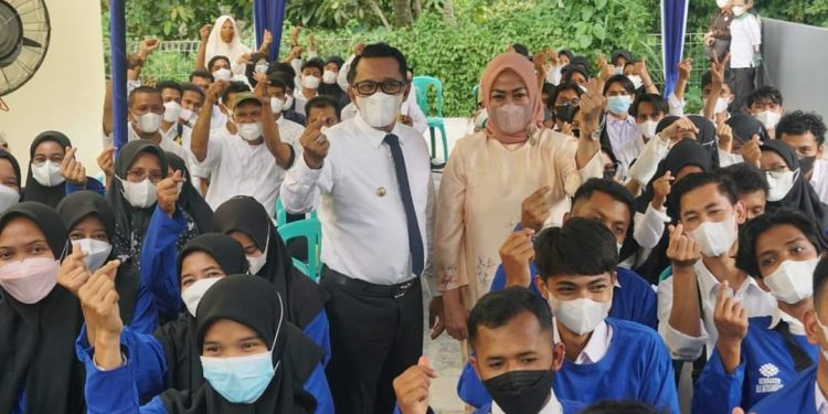 Bupati Tanah Datar Dukung Ciptakan Usahawan Baru, Pelatihan Berbasis Kompetensi Digelar
