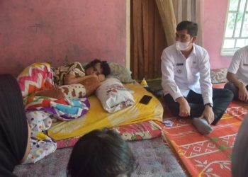 Pemko Sawahlunto Bantu Biaya Pengobatan Warga Penderita Kanker Serviks