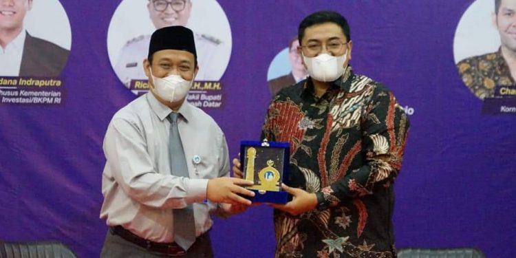 UAI Digital Webinar Leadership, Wabup Tanah Datar Richi Aprian Keynote Speaker