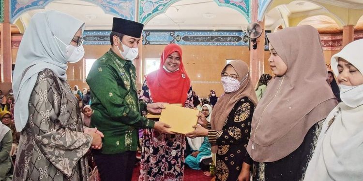 Wali Kota Sawahlunto Tutup Secara Resmi Pesantren Ramadhan