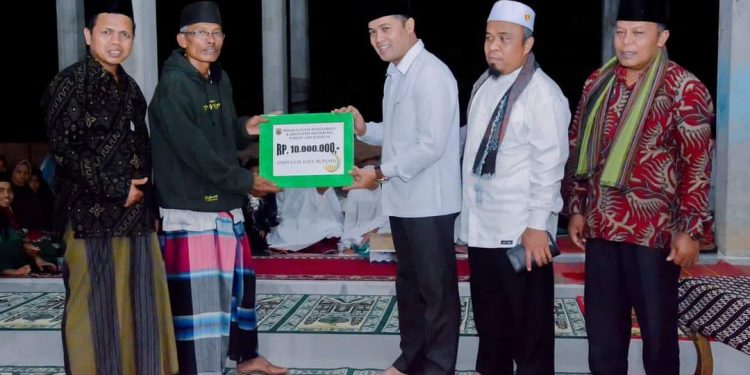 Wabup Sijunjung Safari Ramadhan di Masjid Akbar Nagari Aie Angek