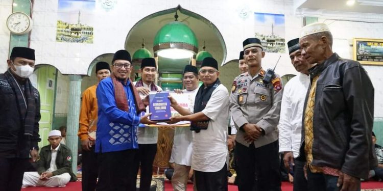 TSR Khusus Bupati Eka Putra Kunjungi Masjid Falah Nagari Batipuh Baruah