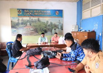 Edward DF Sambangi Balai Wartawan, Sentil Penertiban Tim 7