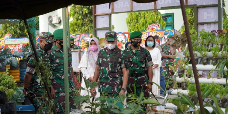 HUT Ke- 61 Batalyon Infateri 133/Yudha Sakti Gelar Bazar dan Lomba Asrama Hijau Produktif Antar Kompi