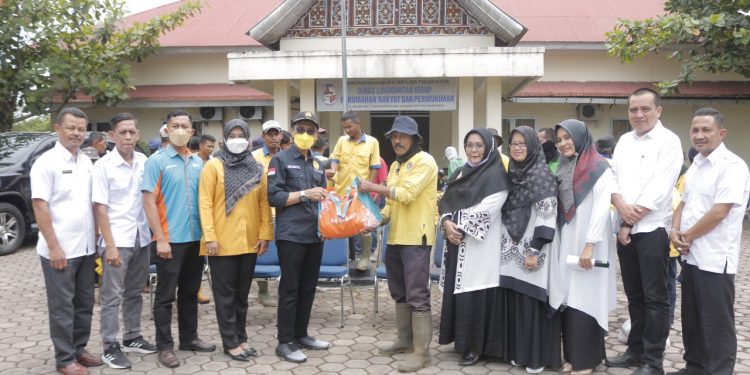 44 Pasukan Kuning Dapat Bantuan Sosial Tim Safari Ramadhan BNI