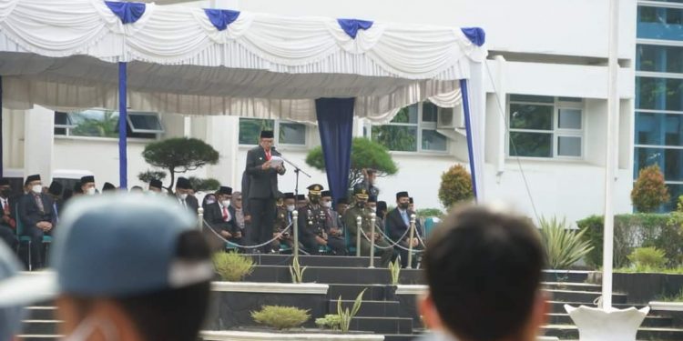 Peringati Hari Kebangkitan Nasional, Pemkab Tanah Datar Upacara di Halaman Kantor Bupati