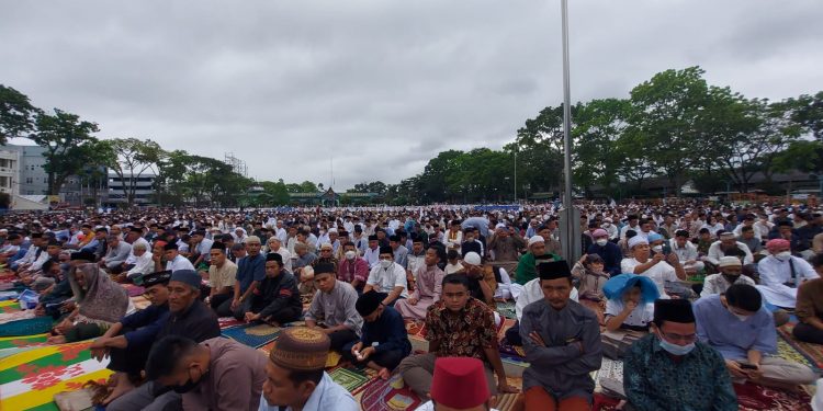 Shalat Idul Fitri Dipusatkan di Lapangan Kantin