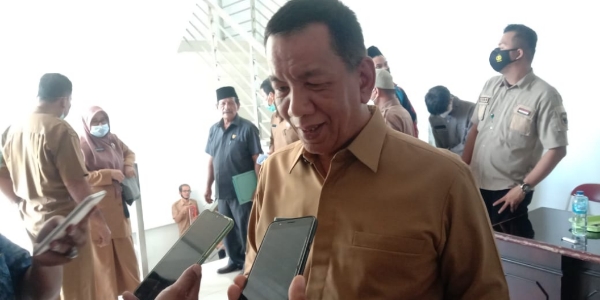 Bupati Pesisir Selatan Minta Walinagari Diminta Kawal Program Bansos