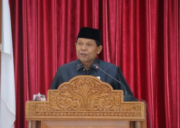 Pemandangan Umum Fraksi Amanat Kebangkitan Nasional Terhadap 3 Ranperda di Rapat Paripurna