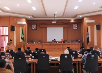 Sekda Kota Payakumbuh Sampaikan Nota Penjelasan Wali Kota Terhadap Tiga Ranperda