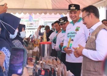Bupati Sijunjung Bertekad Tekan Angka Stunting Dibawah 14 Persen Target Nasional