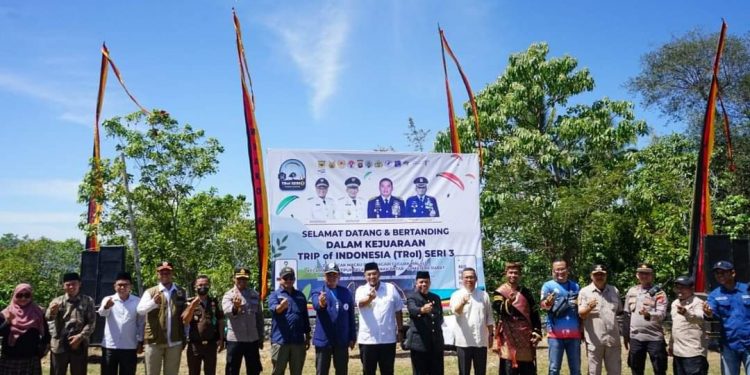 Event Nasional TRoI seri 3 Tahun 2022 Resmi Digelar, Wabup Richi: Momentum Bangkitnya Pariwisata Tanah Datar Menatap Event Paralayang Dunia