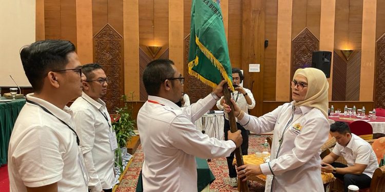 Aklamasi, Ferdian Pimpin Kadin Kota Bukittinggi Periode 2022-2027