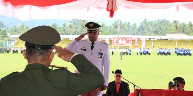Upacara Bendera Peringatan Kemerdekaan Republik Indonesia ke-77 di Kabupaten Sijunjung Berlangsung Khidmat
