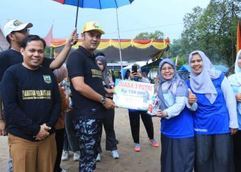 Bupati Sijunjung Benny Dwifa Yuswir Tutup Turnamen Bola Volly Antar Perangkat Daerah