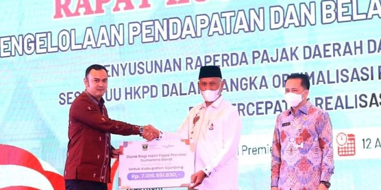 Bupati Sijunjung Benny Dwifa Yuswir Ikuti Rapat Koordinasi Nasional Pendapatan Belanja Daerah Tahun 2022