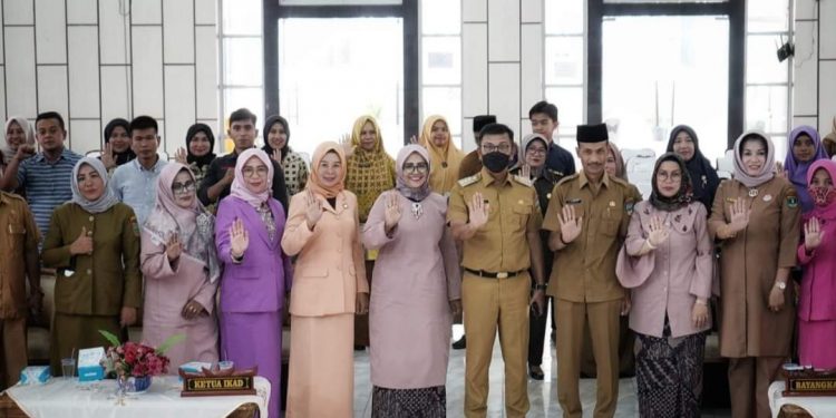 Bupati Solsel Khairunas : Kekerasan Pada Perempuan dan Anak Jangan Anggap Persoalan Kecil