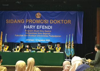 Selamat Harry Efendi Sah Sandang Gelar Tertinggi Akademik