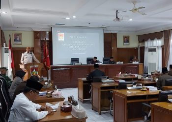 Wako Bukittinggi Hantarkan Rancangan Perubahan KUA PPAS 2022