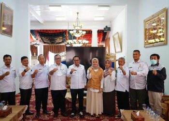Sebelum Gelar Muscab Pengurus PMI Tanah Datar Audiensi Dengan Bupati Tanah Datar