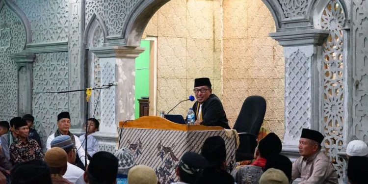 Hadiri Tabligh Akbar di Koto Tuo, Bupati Tanah Datar Eka Putra Beri Apresiasi