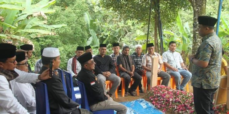 Sampaikan Duka Mendalam Korwil APKASI Sumbar Takziah Ke Rumah Duka