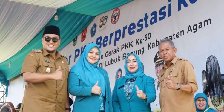 Hadir Jambore PKK, Wabup Richi Aprian PKK Penggerak Keluarga Tanah Datar