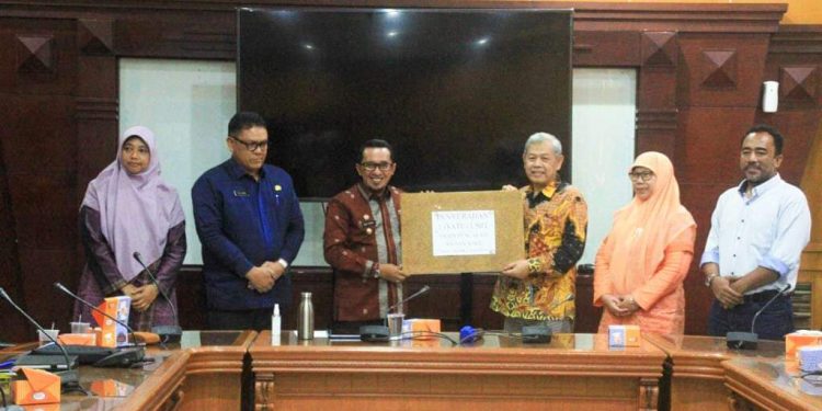 Bupati Eka Putra Berharap Ada Teknologi Tepat Guna Lain Dilaksanakan di Tanah Datar