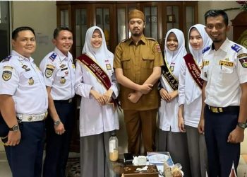 Wako Erman Syafar Lepas Pelajar Pelopor Keselamatan Lalin Bukittinggi Menuju Nasional