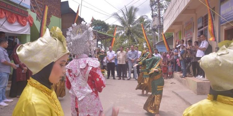 Wali Kota Sawahlunto Deri Asta Apresiasi BUMDes Saiyo Desa Lumindai Lolos di Tingkat Provinsi