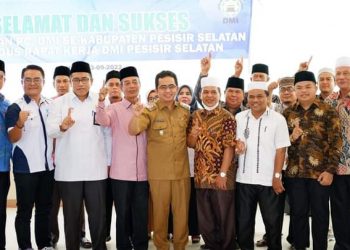 Wabup Pessel Kukuhkan Pengurus Cabang DMI