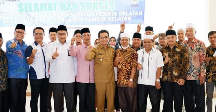 Wabup Pessel Kukuhkan Pengurus Cabang DMI