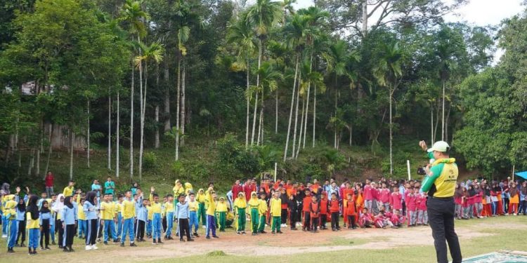 Wakil Bupati Sijunjung Iraddatillah Buka Germas Puskesmas Gambok