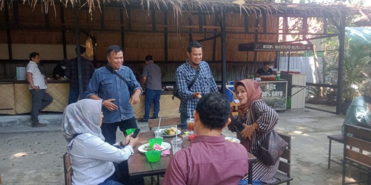 Konsep Lapau Nasi Batigo, Tentukan Selera dan Anggaran Makan Sendiri