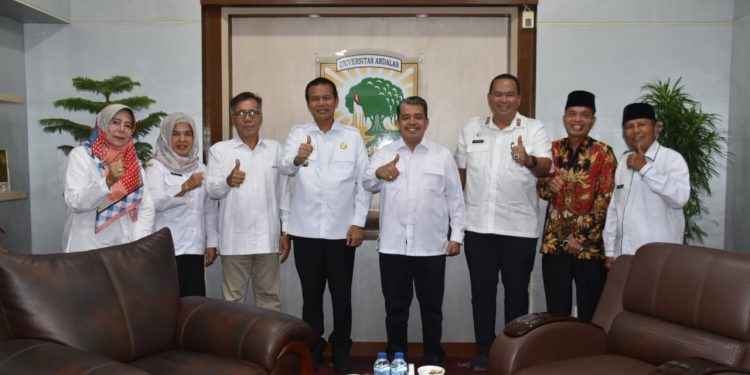 Program Saga Saja, Solusi Tekan Kemiskinan di Pariaman, Genius-Yuliandri teken MoU