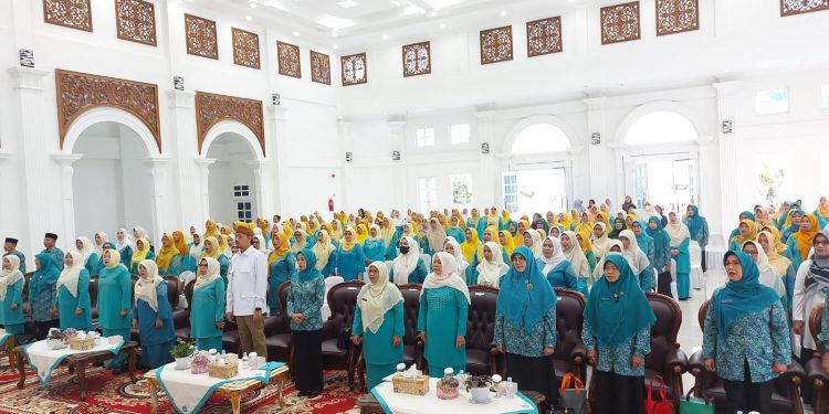 PKK Bukittinggi Lakukan Pembinaan dan Bimtek