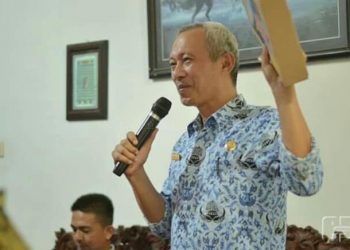 Sekkab Pessel Minta Semangat Gotong Royong Perlu Dipupuk