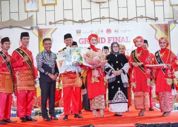Pemilihan Uda Uni Duta Wisata Kabupaten Solok Selatan Tahun 2022, Bupati Khairunas: Jadilah Contoh di Tengah Masyarakat