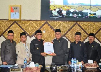 Rapat Paripurna, DPRD Kota Padang Sepakati APBD-P 2022