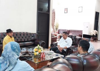Bupati Pessel Sambut Tim Visitasi Badan Publik Tingkat Provinsi Sumbar
