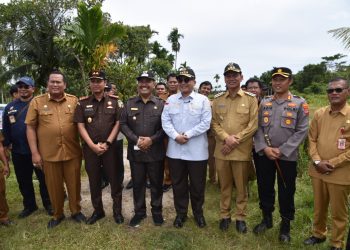 Genius Umar Serahkan Proposal Pembangunan RPH Kementan