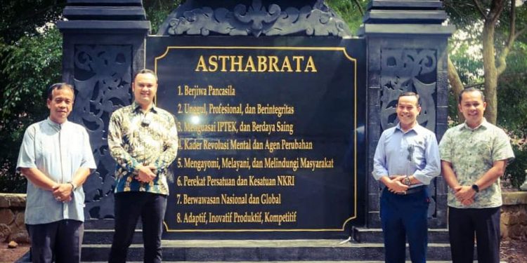 Bupati Sijunjung Kunjungi IPDN Jatinangor