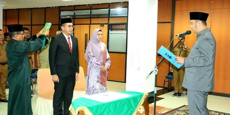 Bupati Benny Lantik Sekda Kabupaten Sijunjung