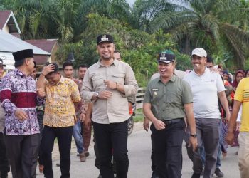 Bupati Sijunjung Letakan Batu Pertama Pembangunan Jembatan