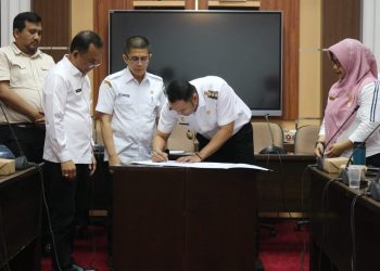 Bupati Sijunjung Benny Dwifa Yuswir Hadiri RUPSLB PT SSE