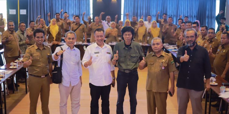 Bupati Pesisir Selatan Canangkan Turun Ke Sawah Pada Musim Tanam II