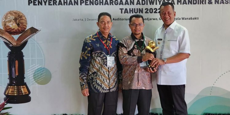 Bupati Pessel Minta Tingkatkan Ramah Lingkungan di Sekolah