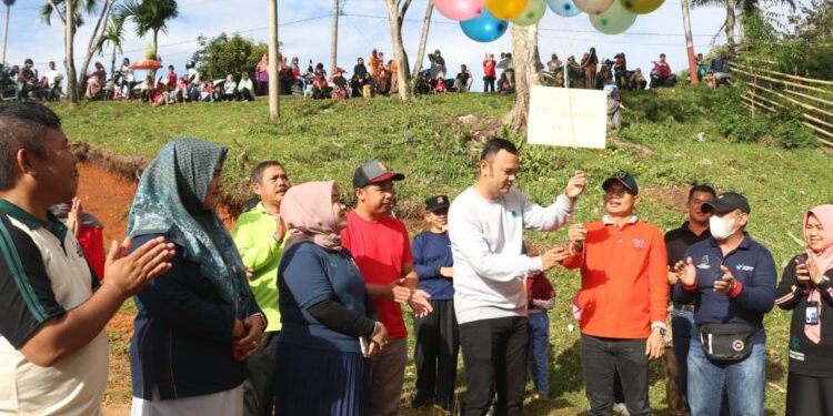 Bupati Sijunjung Lepas Jalan Jantung Sehat