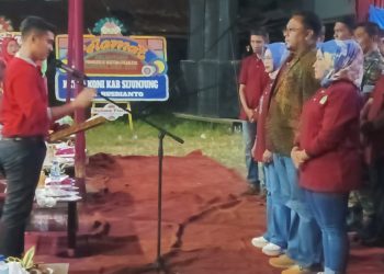 Pengukuhan Pengurus IPKL 2022-2023, Hasbi: Kita Siap Dukung Program Kelurahan dan LPM