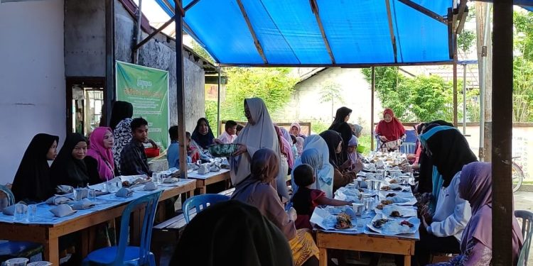 Awali JBB Amal Salih Tahun 2023 Dengan Makan Balanjuang, Aipda Dian WR Bawa Menu Bernilai Tinggi